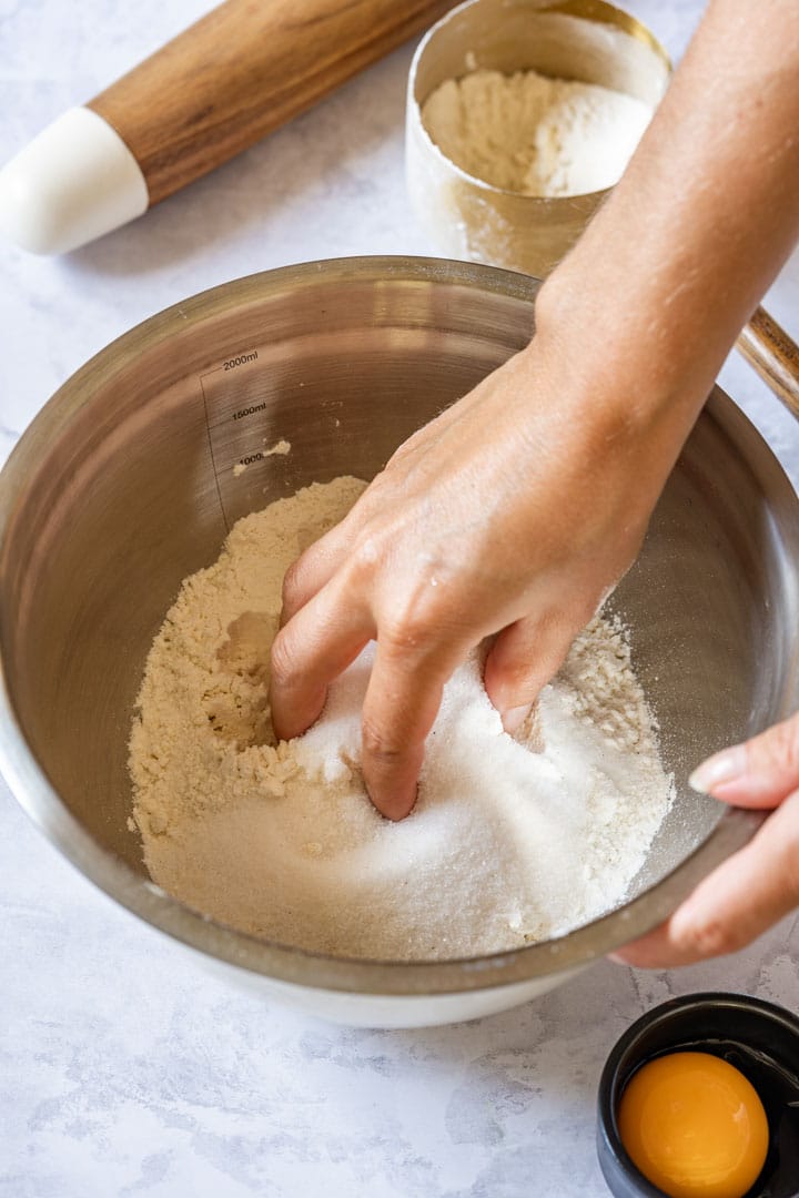 Showing how to make shortcrust pastry dough step 1