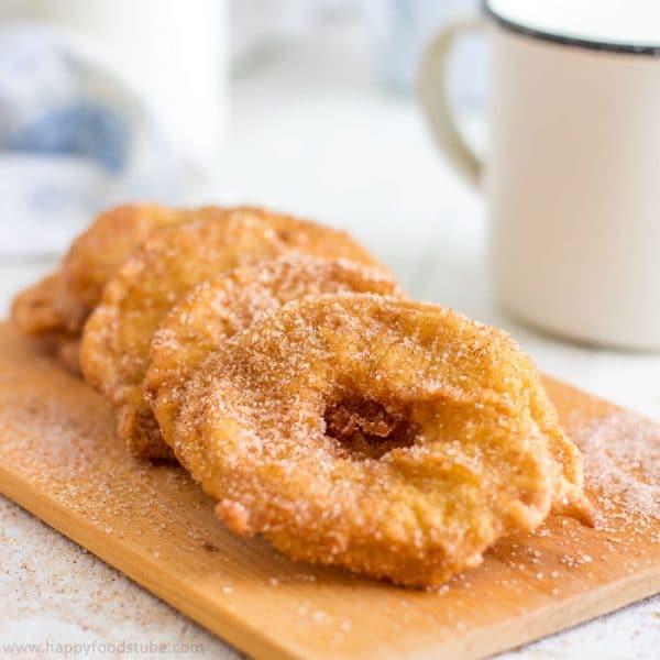 Fried Battered Apple Rings | happyfoodstube.com