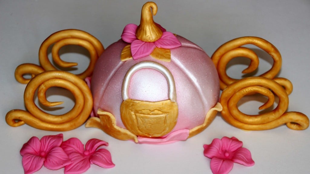 cinderella carriage cake topper fondant