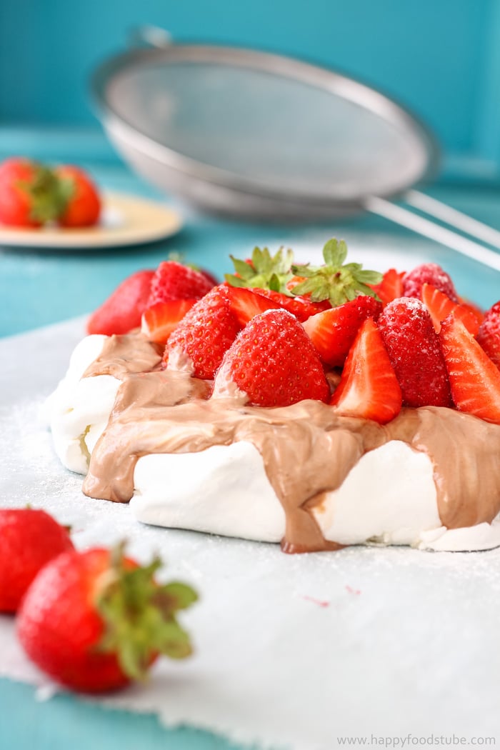 Hazelnut Pavlova Cake with Strawberries Picture