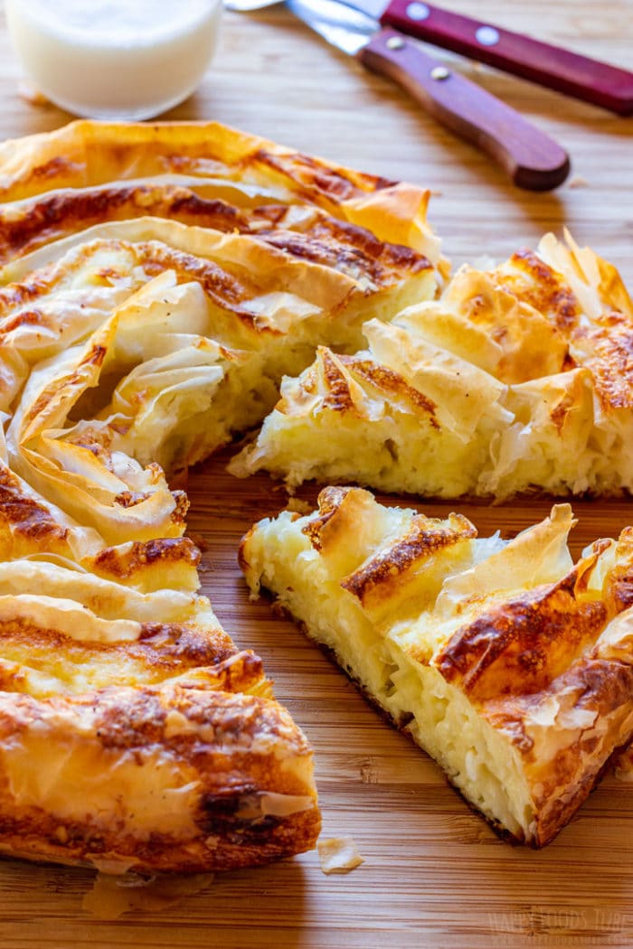 Recette Banitsa : Banitsa Bulgarian Shopska Happyfoodstube