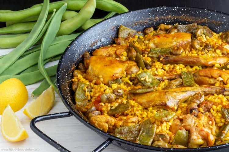 Paella tự làm trên chảo