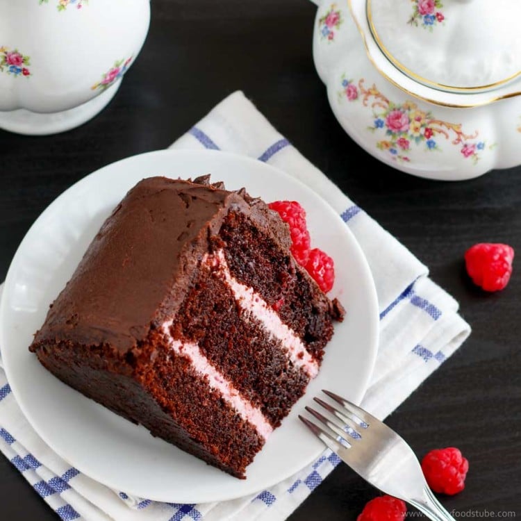 Red-Wine-Chocolate-Raspberry-Cake