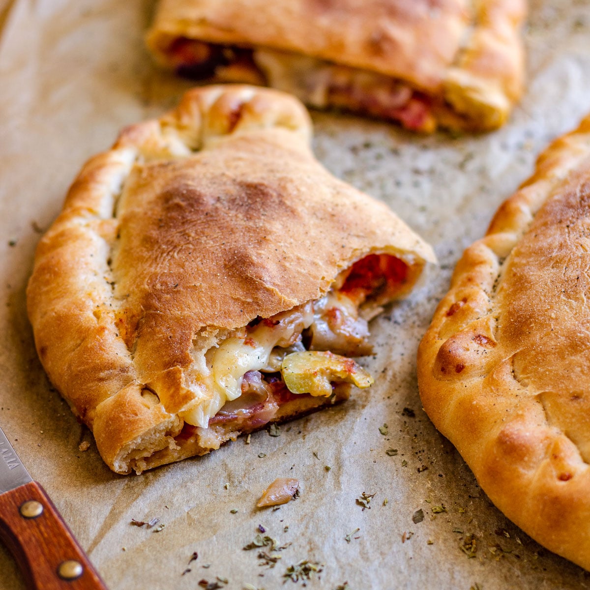 Easy Calzone Pizza Recipe - Happy Foods Tube