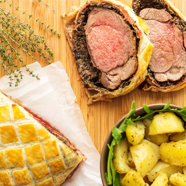 Easy Beef Wellington with Mushroom & Jamón - Fine Dining, Classical British Food, Home Cooking, Best Beef Wellington, Recipe | happyfoodstube.com