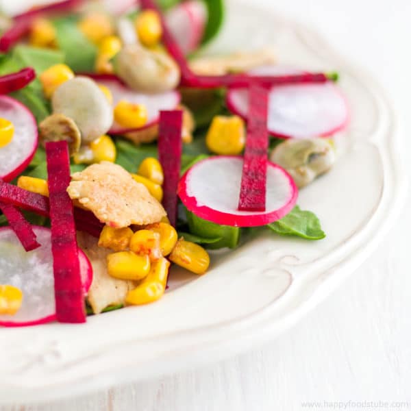 Chicken Salad with Lima Beans, Beets & Spinach - Easy recipe loaded with healthy ingredients. Appetizer packed with vitamins, fibre, minerals, antioxidants and protein ♡ | happyfoodstube.com