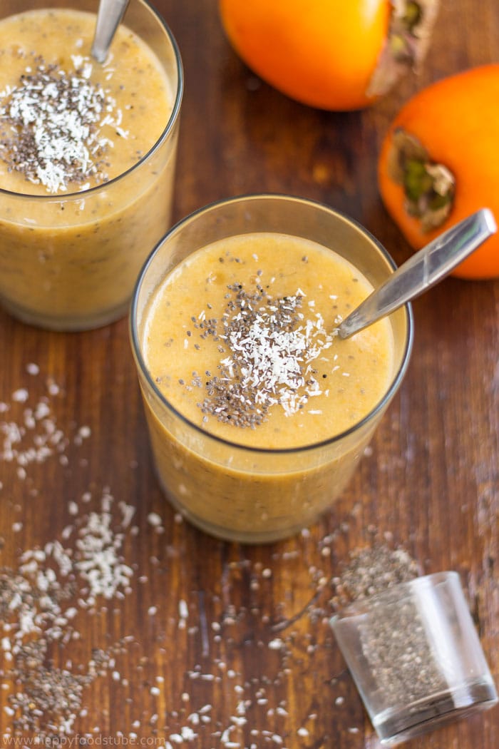 Dairy Free Persimmon Banana Breakfast Smoothie! It will boost your energy and help you stay healthy! | happyfoodstube.com