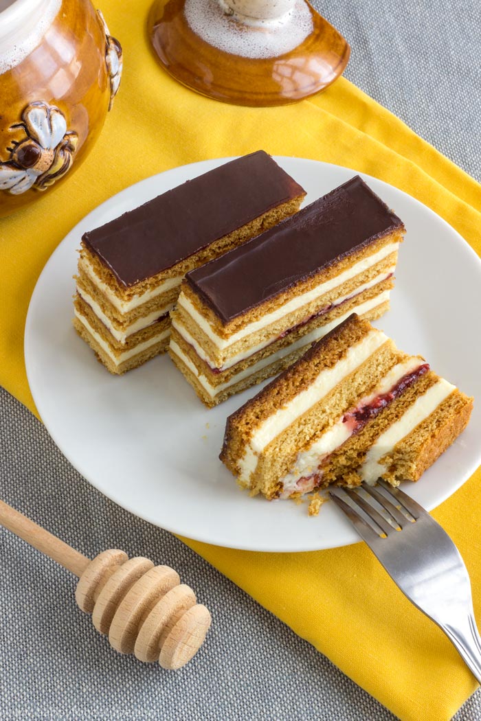 Honey Cake Slices - Slovakian Petit Fours Recipe | happyfoodstube.com