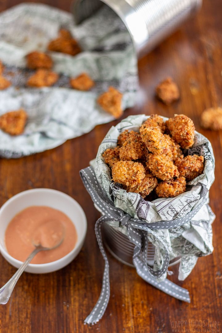 Bite-size crispy popcorn chicken with dip