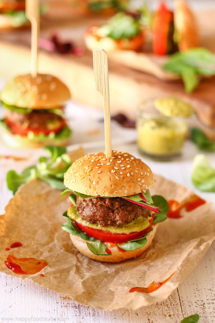 Sweet-Chili-Pesto-Burger-Sliders-Recipe