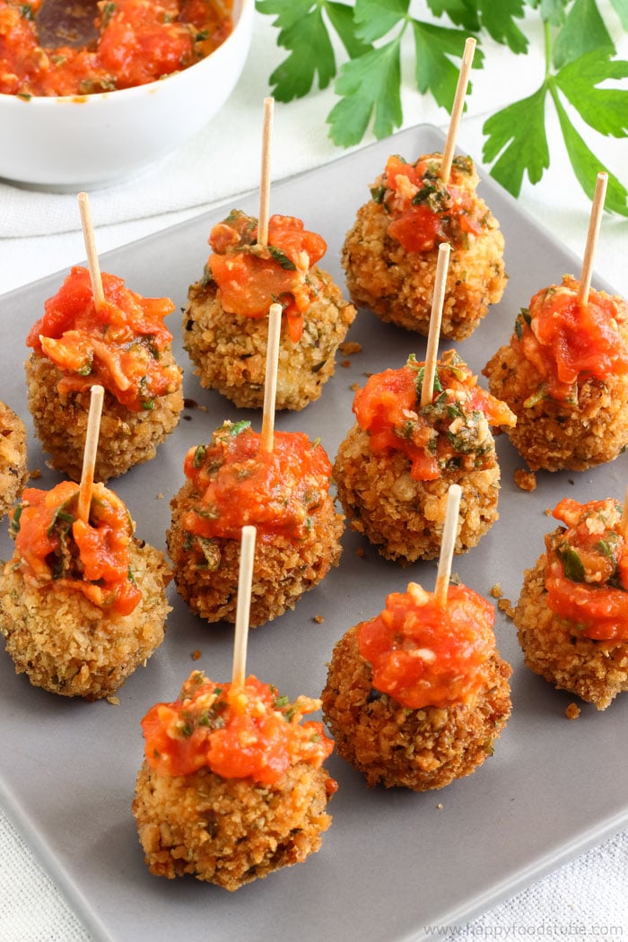 Fried Mozzarella Balls with Homemade Tomato Dip Pic