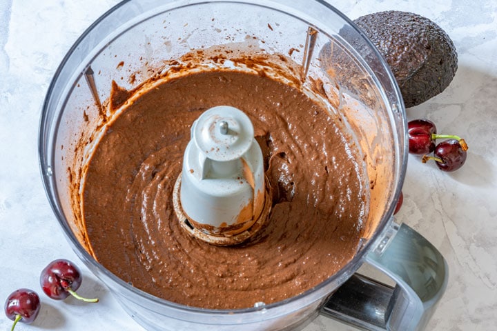 Smooth chocolate mousse made with avocados in the blender