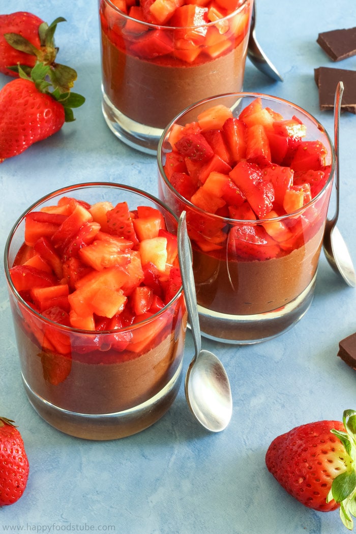 Chocolate Nutella Mousse with Strawberries Pictures