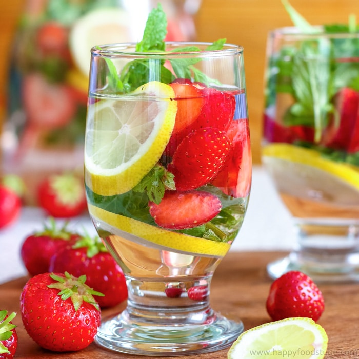 Strawberry-Lavender Infused Water Recipe: How to Make It