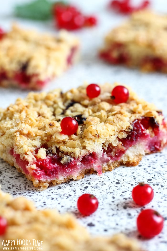 Redcurrant Crumb Bars Picture