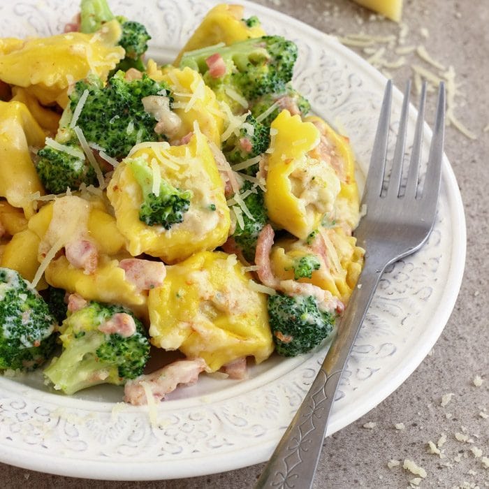 Cheese Tortellini Pasta with Broccoli and Bacon Image