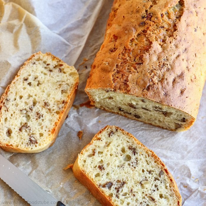 Cottage Cheese Bread with Walnuts Image