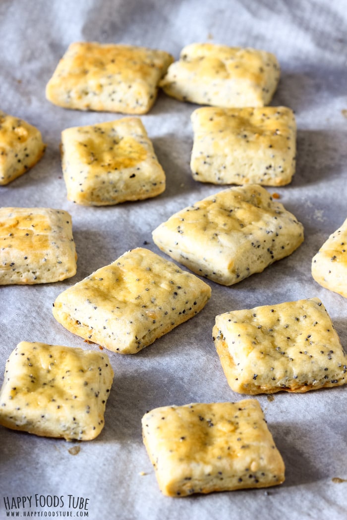 Homemade Poppy Seed Crackers Pic
