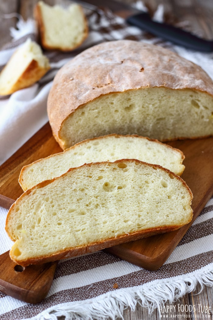 Bread made with mashed potatoes