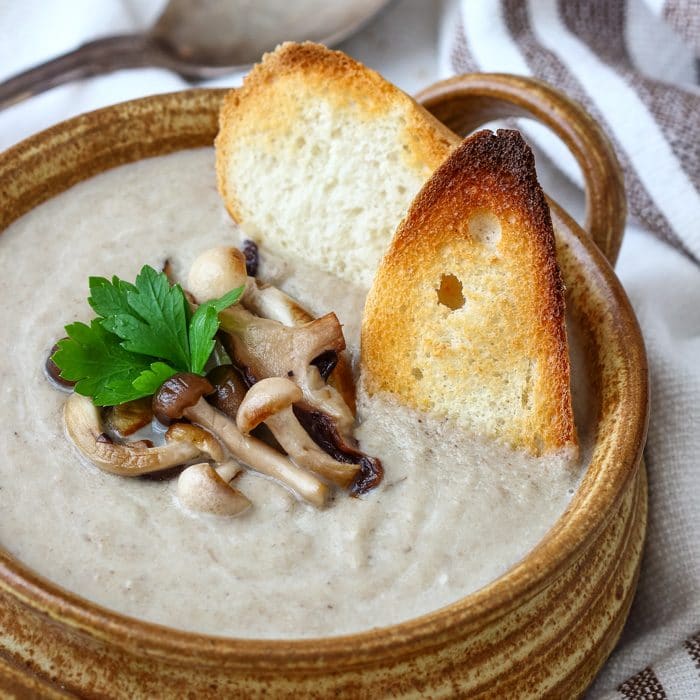 Creamy Roasted Mushroom Soup