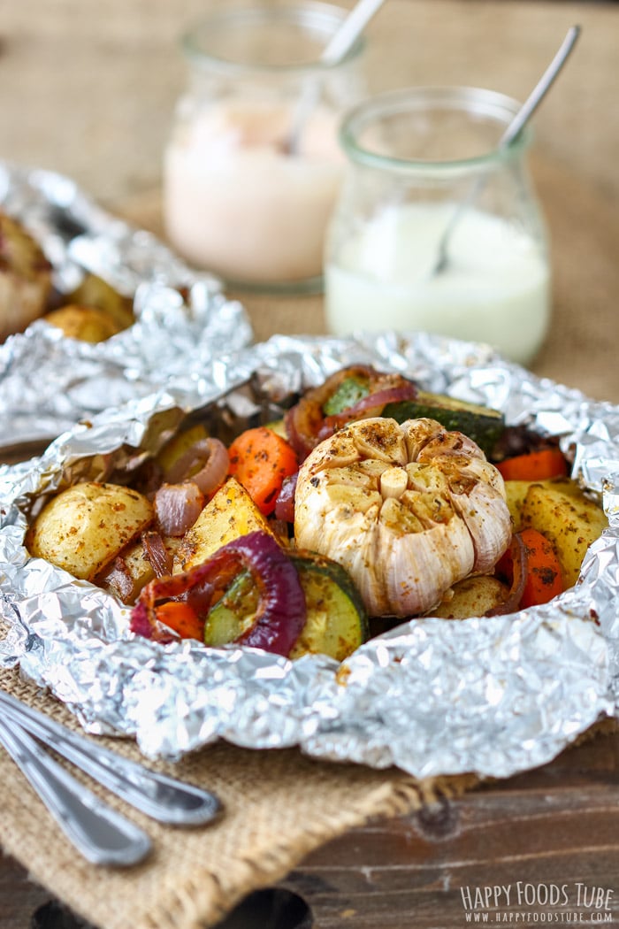 Vegetable Foil Packets with Potatoes, Carrots, Zucchini and Garlic