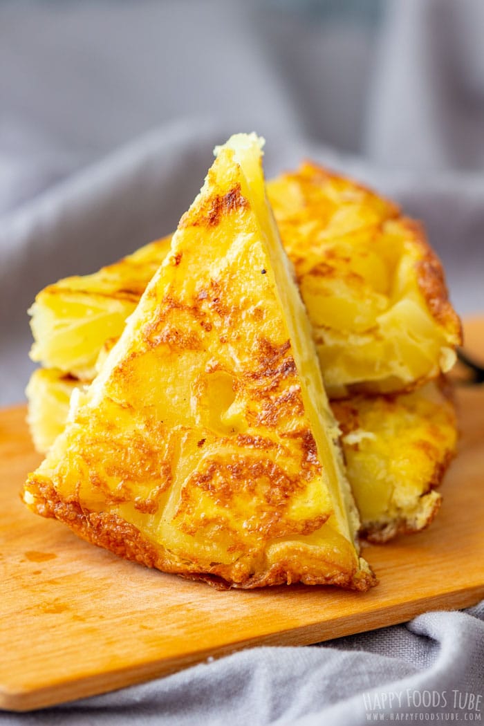 Traditional Spanish Omelette Recipe (Tortilla Espanola)