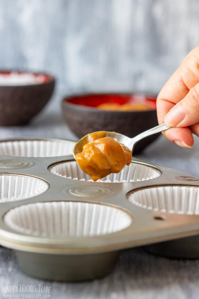 How to Make Dulce de Leche Chocolate Cups Step 4