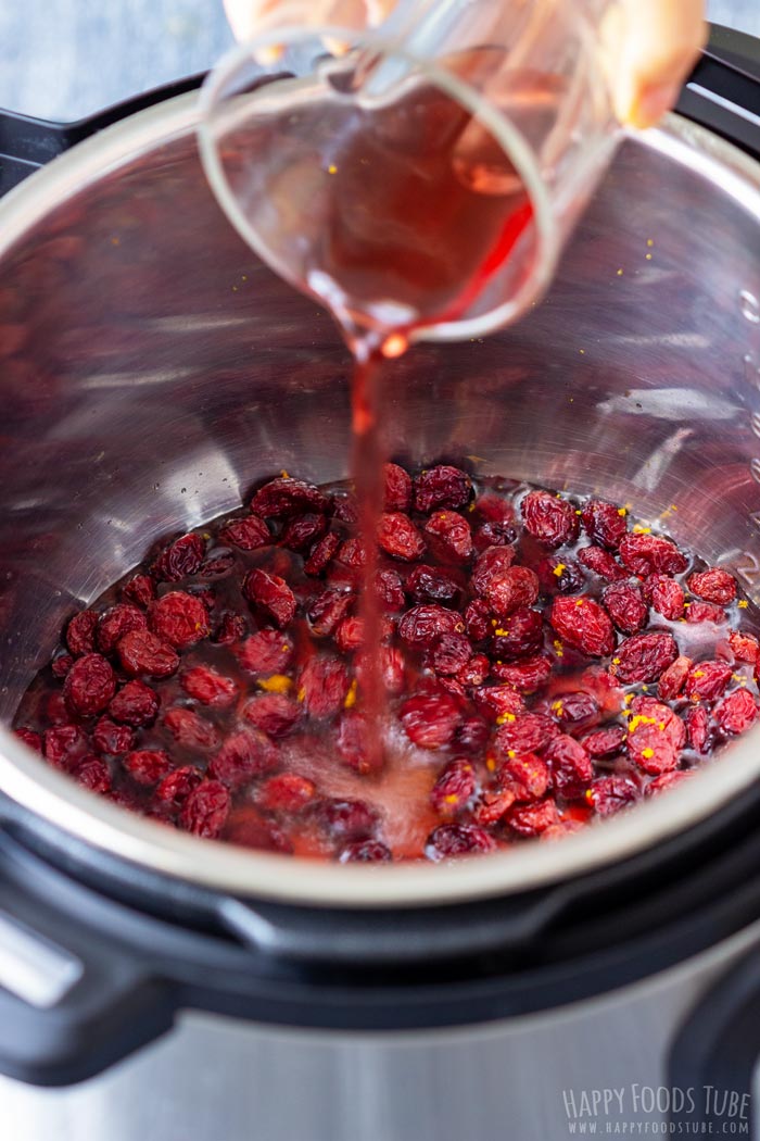 How to make Instant Pot Cranberry Sauce Step 1