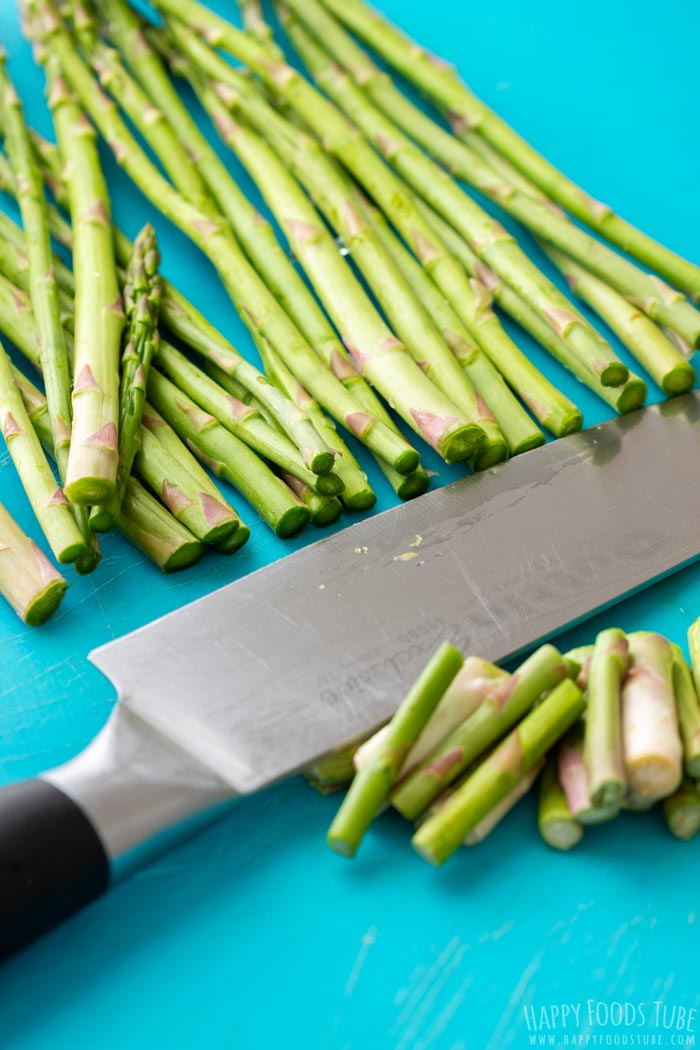 How to make Pan Fried Asparagus with Parmesan Step 1