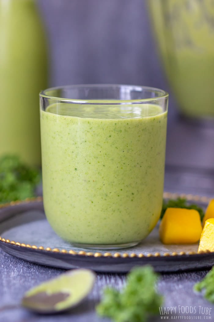 Mango Kale Breakfast Smoothie