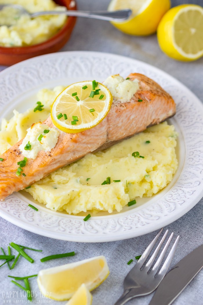 Oven Baked Salmon Fillets with Mashed Potatoes