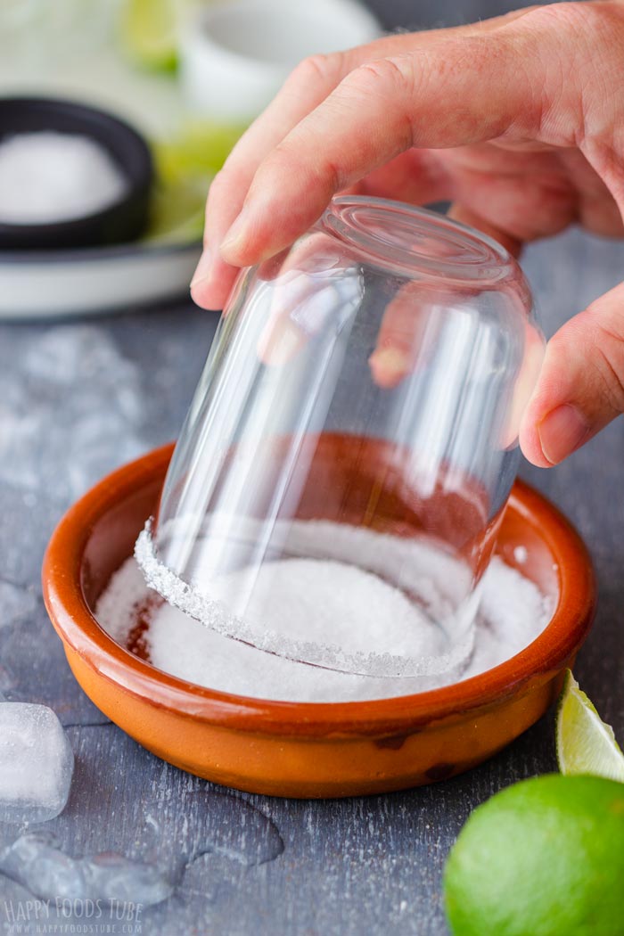 How to do Perfect Salt Rim for Margarita Glass