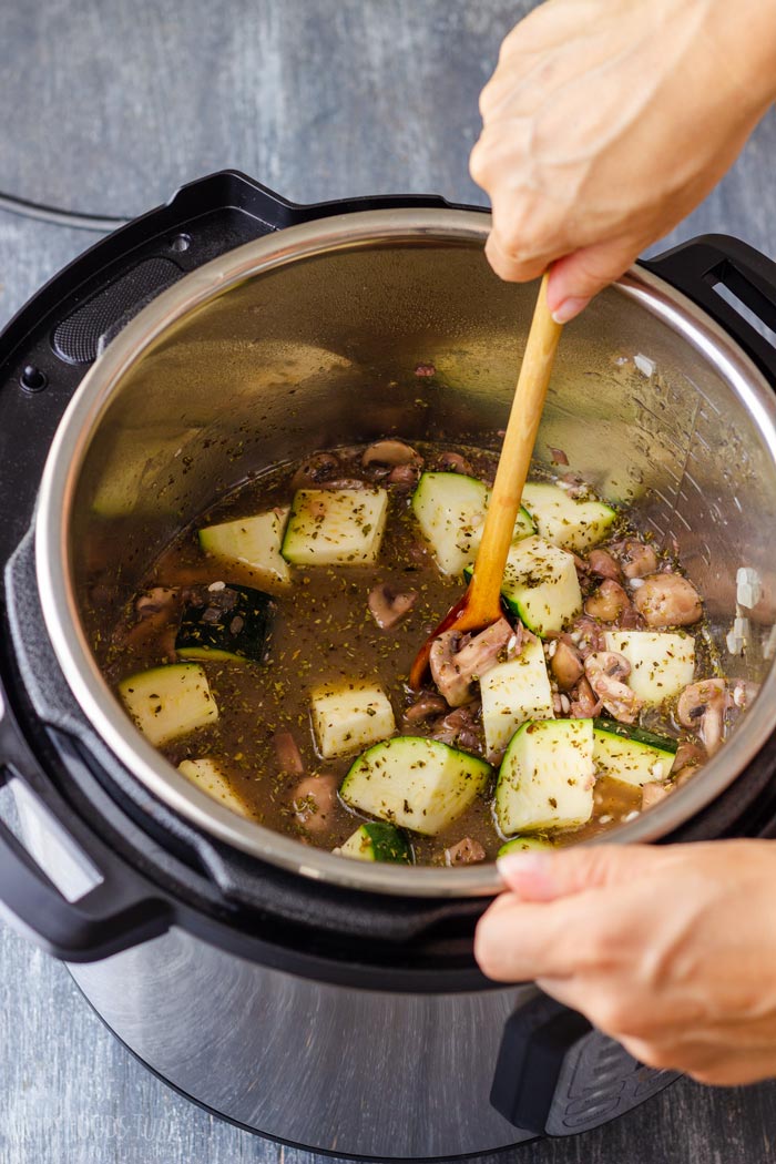 How to make Instant Pot Zucchini Mushroom Risotto Step 3