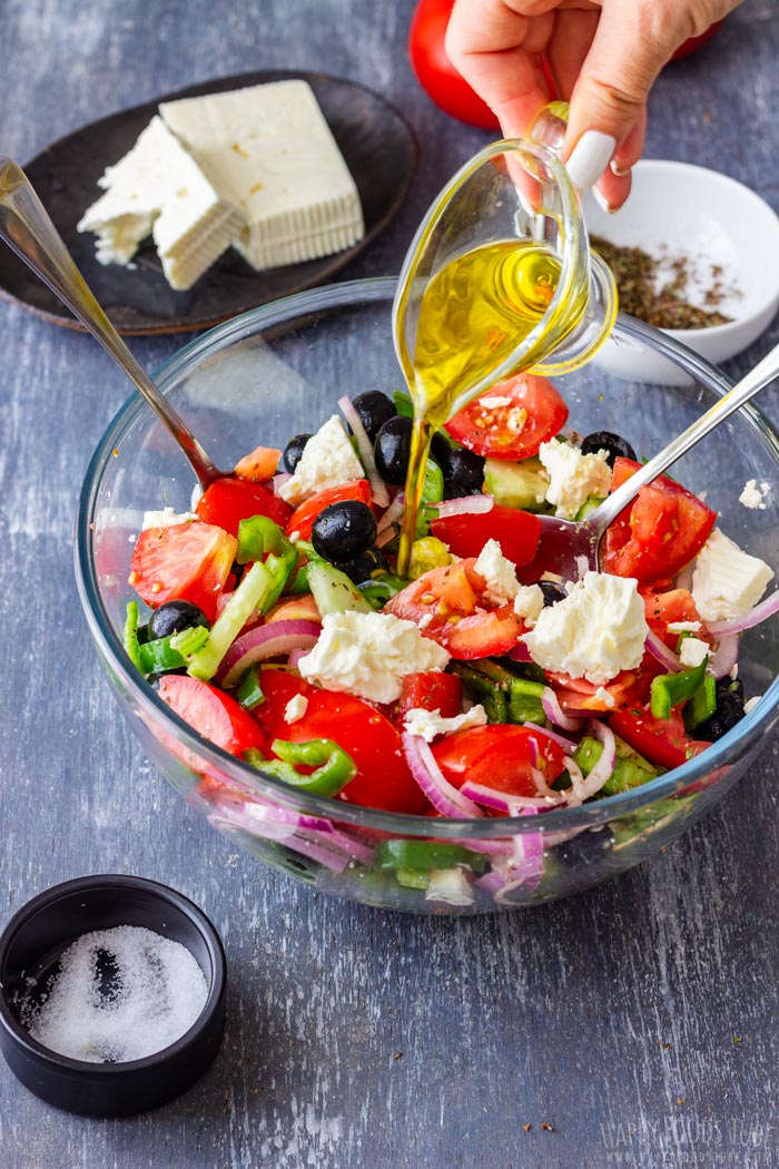 Steps How to Make Greek Salad 3