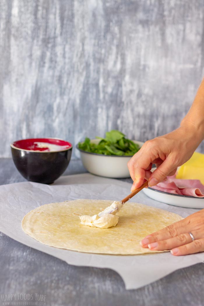 How to make Ham and Cheese Pinwheels Step 1