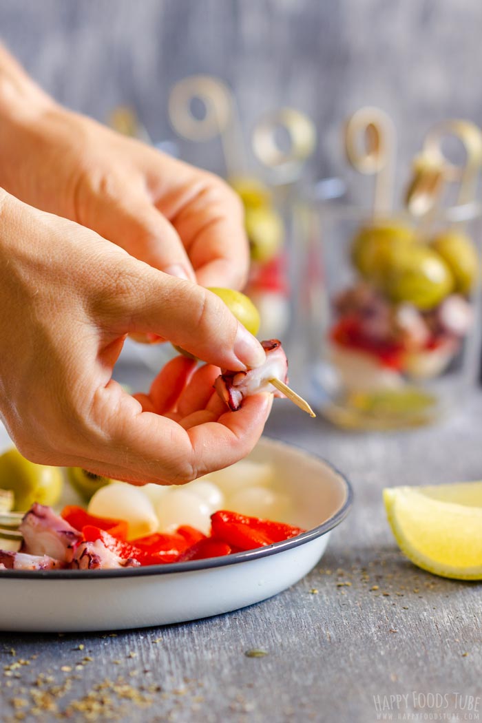 How to make Spanish Octopus Appetizers Step 1