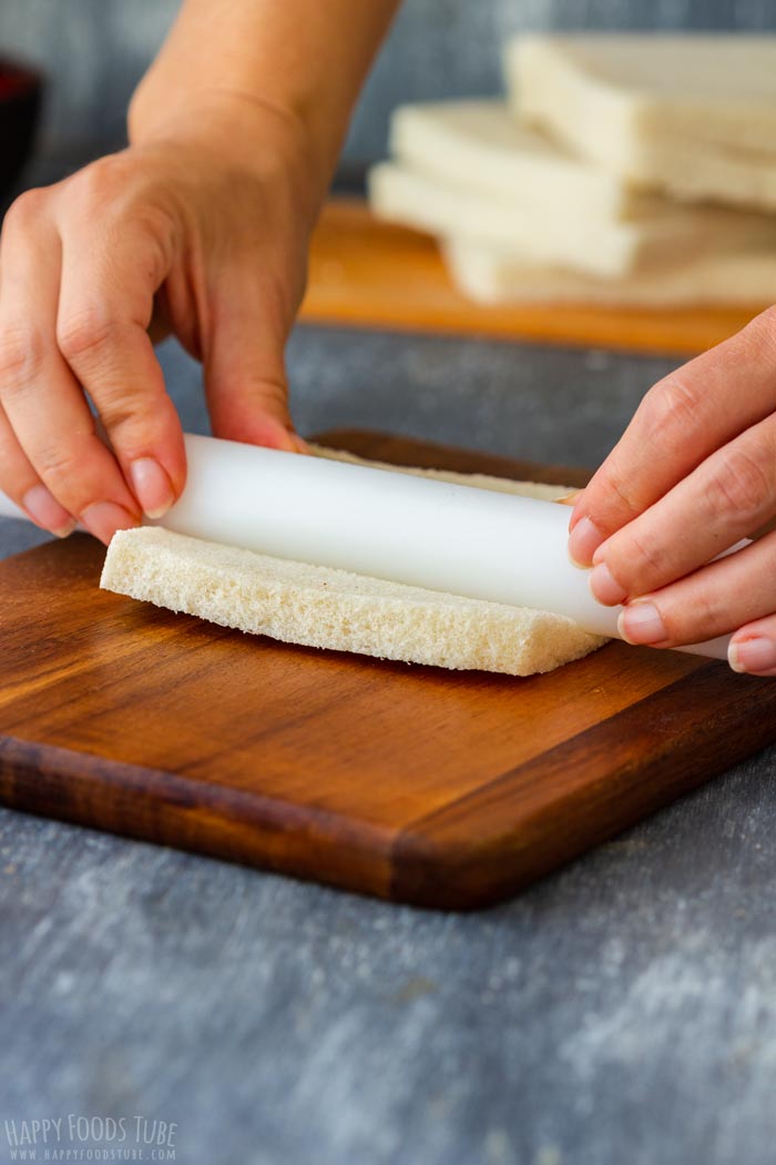 How to make Maple Pecan French Toast Roll Ups Step 1