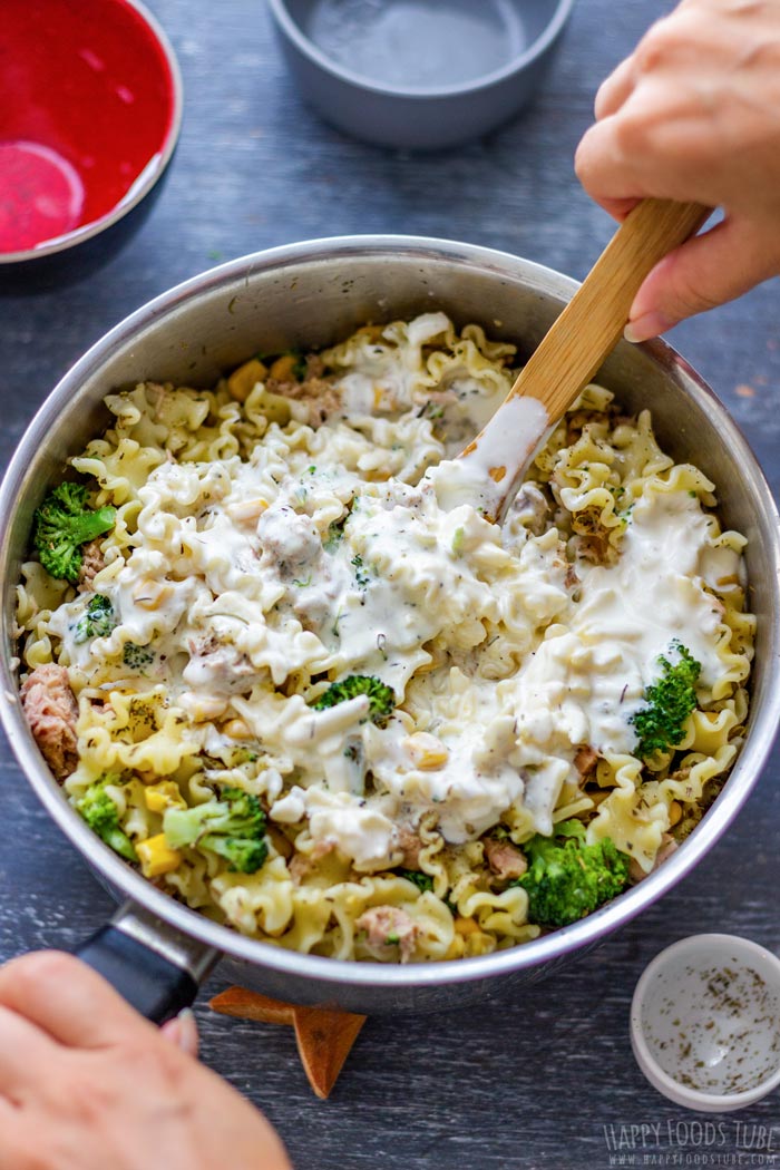 How to make Creamy Tuna Pasta Bake Step 2