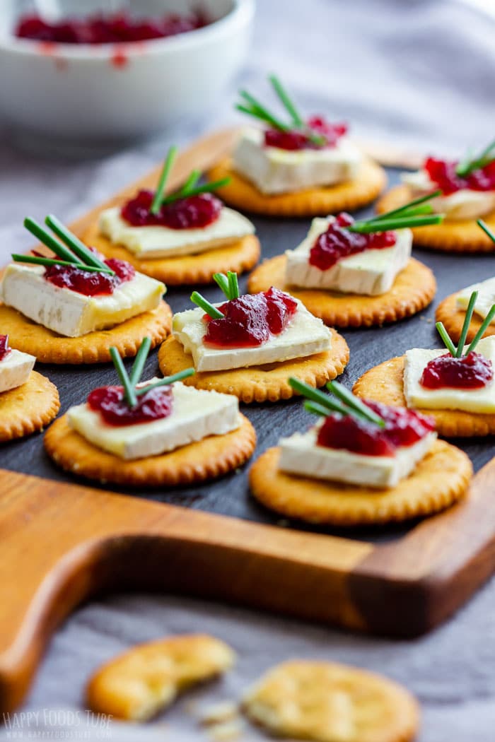 No Bake Cranberry Brie Bites  - Christmas Party Food Ideas