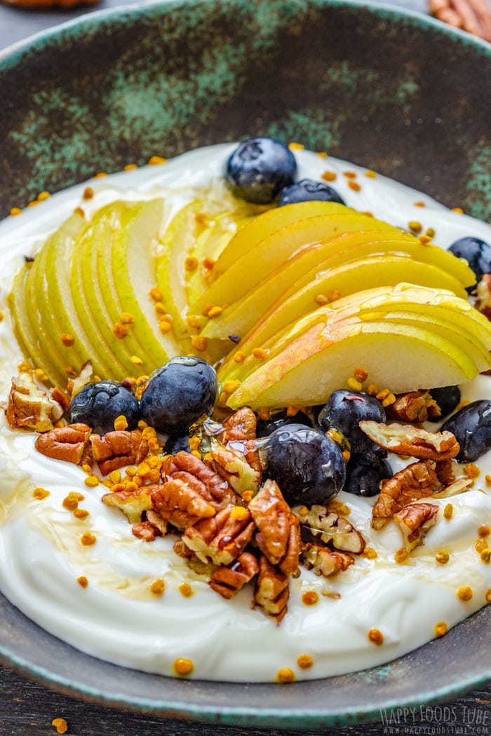 Breakfast Bowl with Pecans, Pears and Blueberries