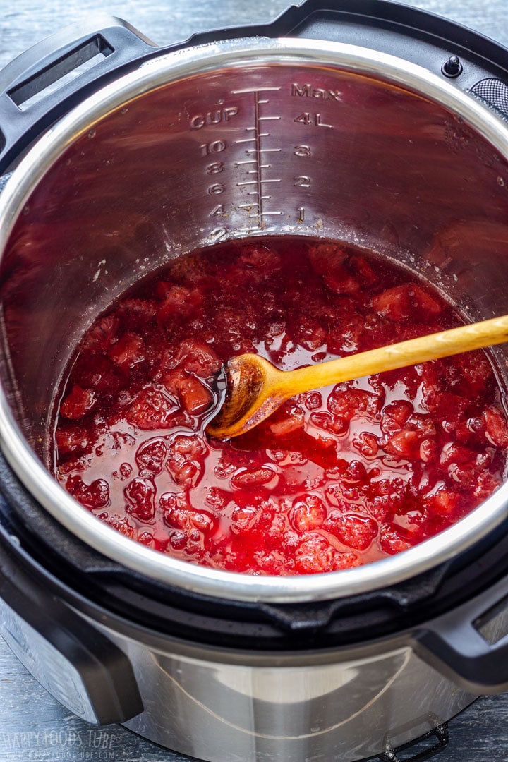 How to make Strawberry Sauce in an Instant Pot Step 2