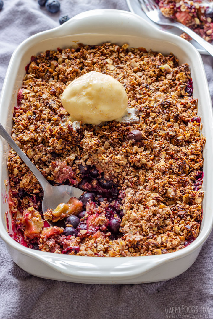 Blueberry Rhubarb Crisp topped wiht ice cream