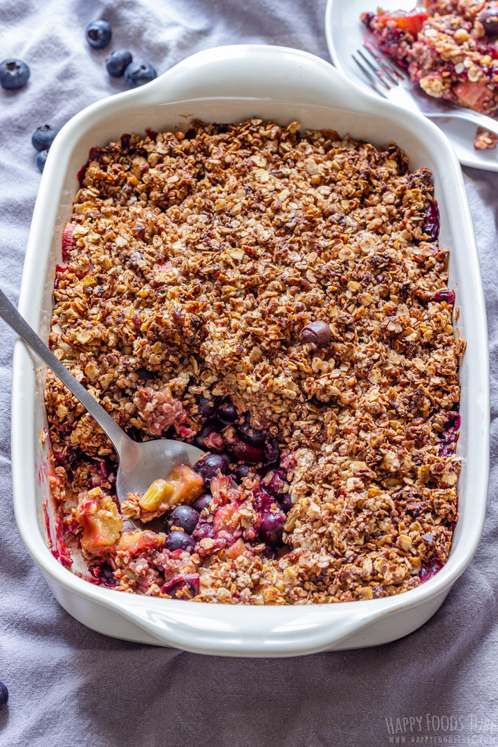 Homemade Blueberry Rhubarb Crisp