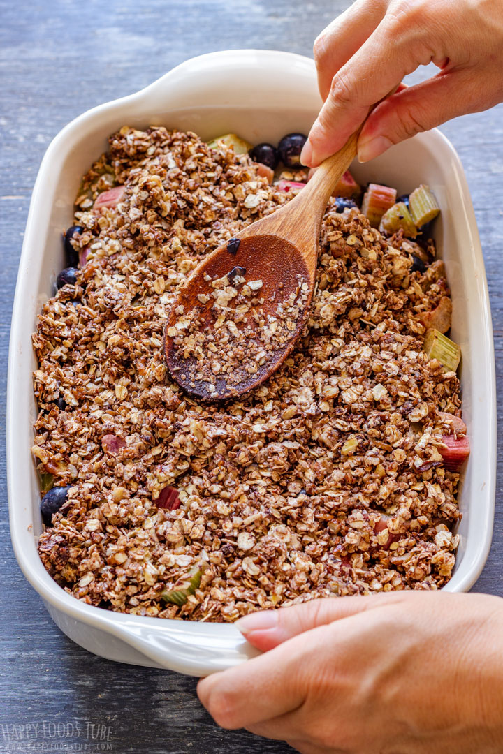 How to make Blueberry Rhubarb Crisp Step 3