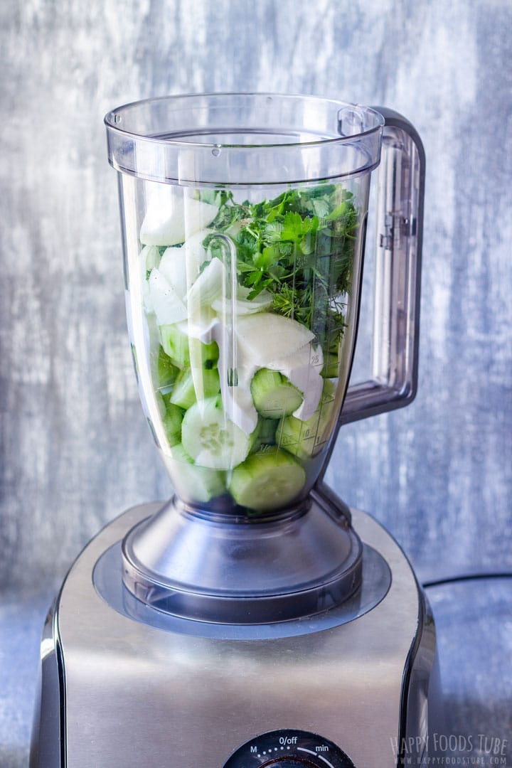 How to make Cold Cucumber Soup Step 1