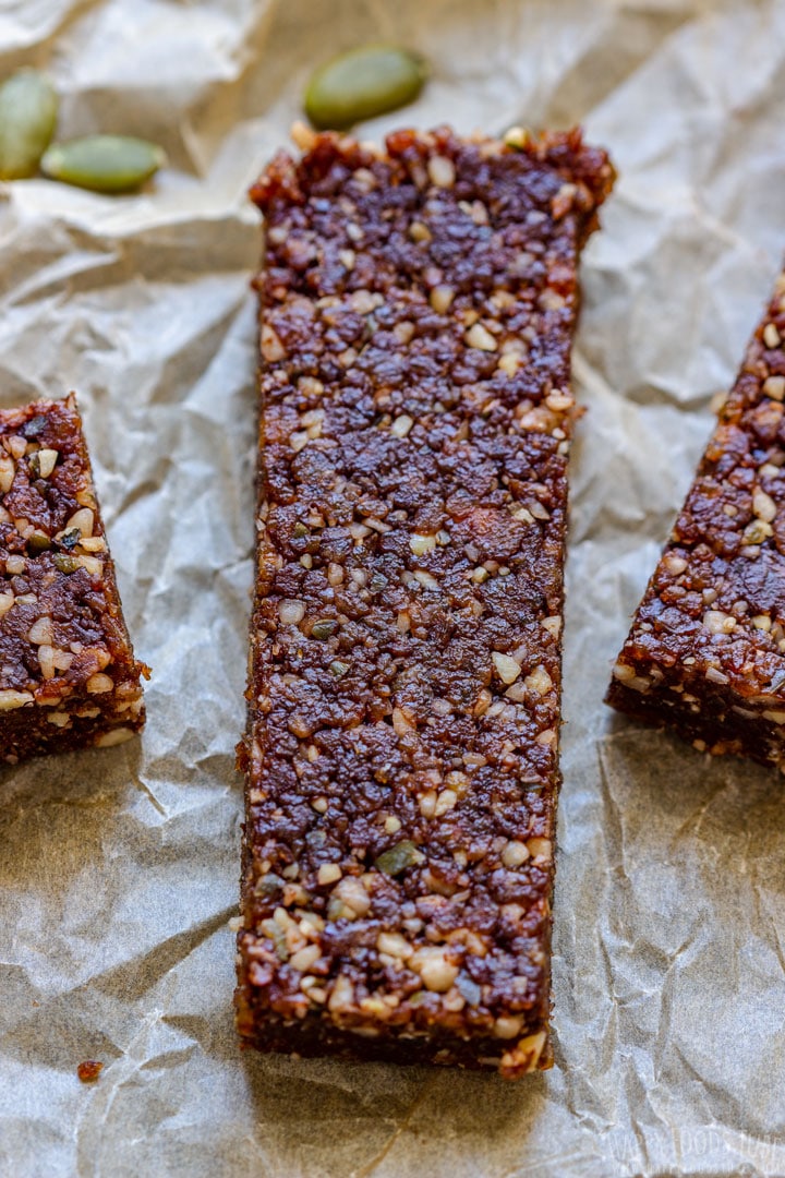 Nutritious energy date bars