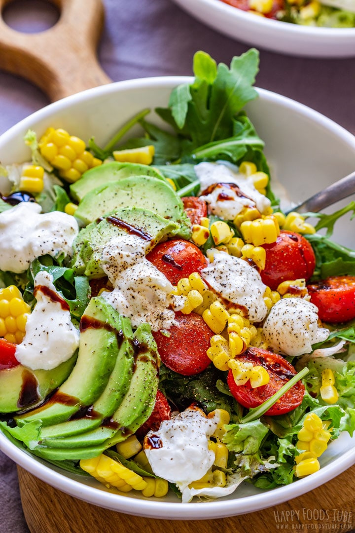 Buttata salad bowl with fresh ingredients