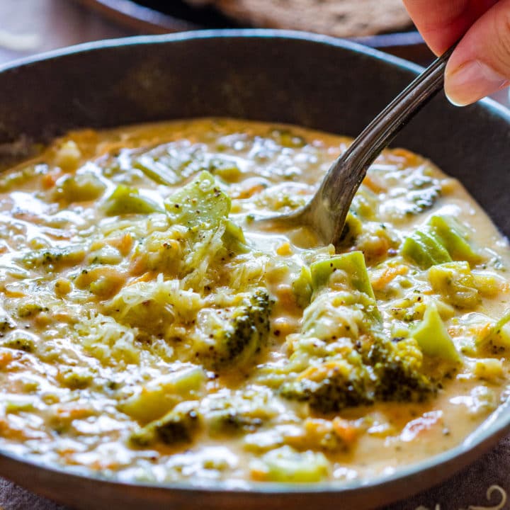 Instant pot broccoli cheese soup recipe