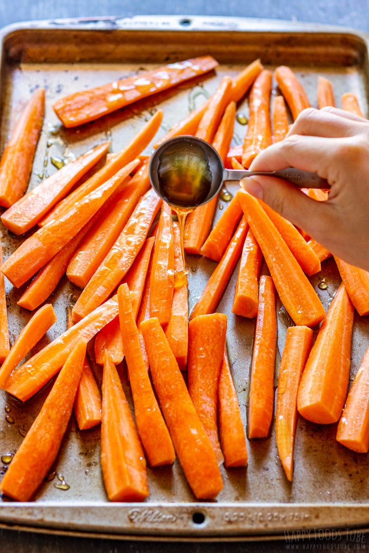 Roasting carrots with honey