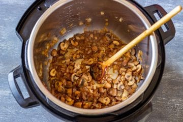 How to make instant pot barley risotto step 1